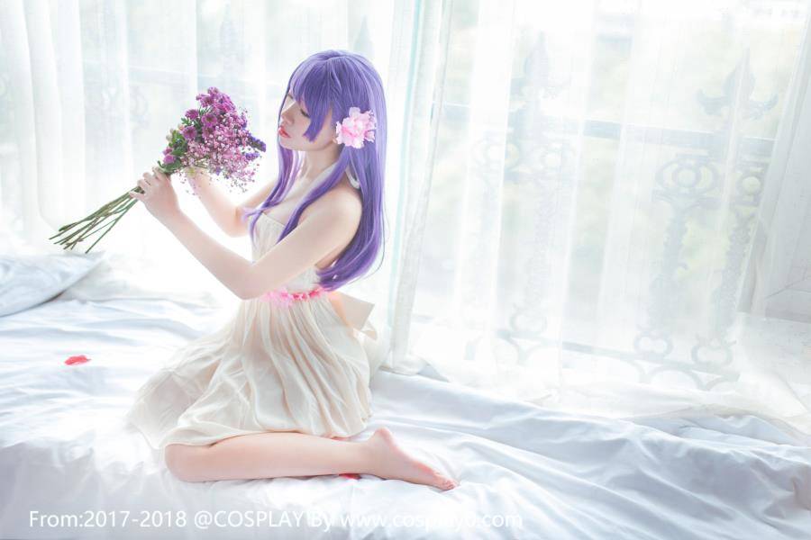 Cosplay福利/清纯美女Cosplay间桐樱萝莉裸足高清写真图片