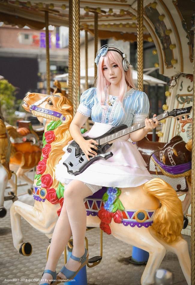 Cosplay福利/二次元美女超级索尼子蓝白打歌服Cosplay图片