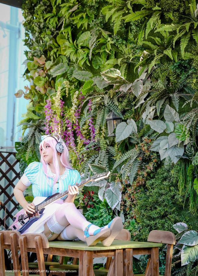 Cosplay福利/二次元美女超级索尼子蓝白打歌服Cosplay图片