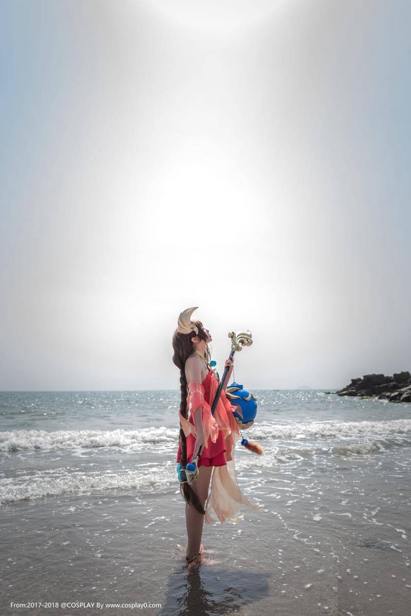 Cosplay福利/王者荣耀大乔Cosplay赤脚脚底裸足美女写真图片