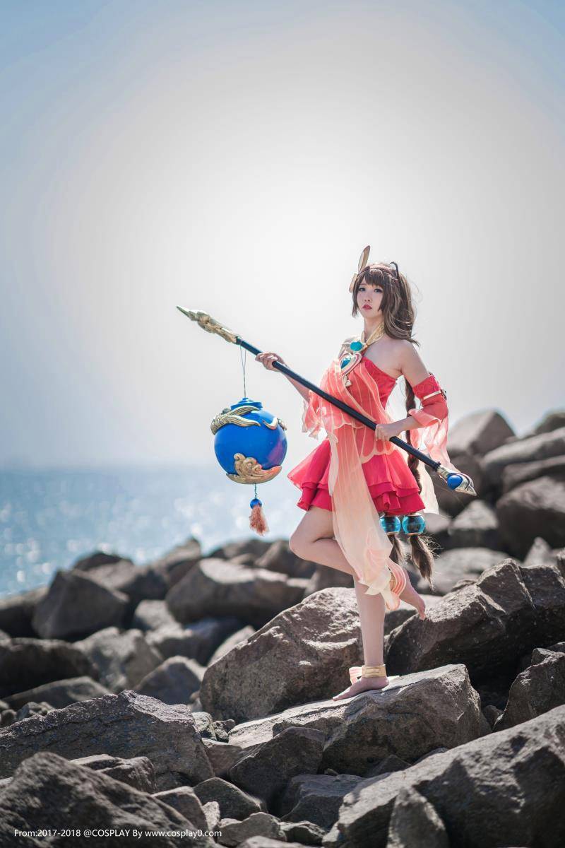 Cosplay福利/王者荣耀大乔Cosplay赤脚脚底裸足美女写真图片