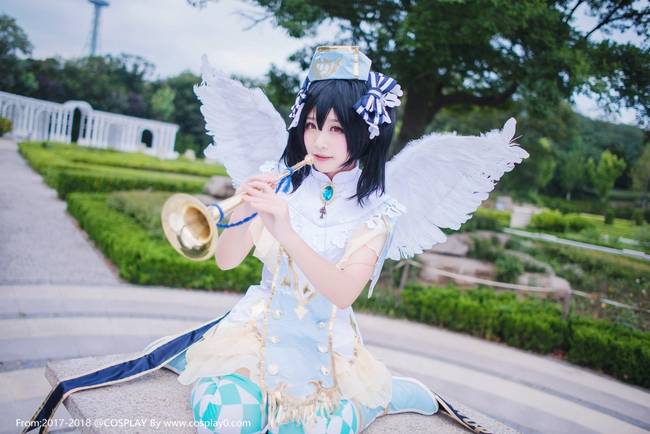 Cosplay福利/二次元人气偶像矢泽妮可Cosplay高清美女图片