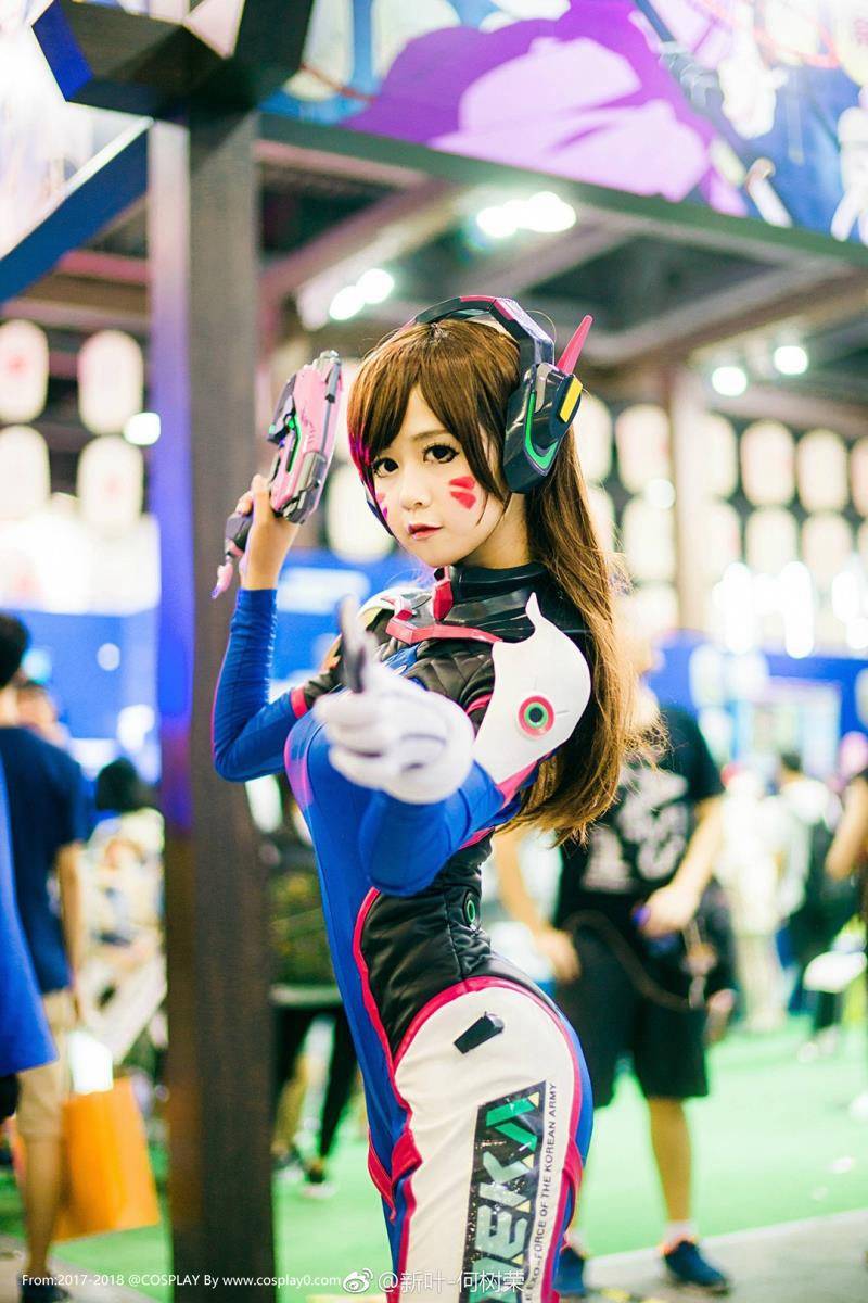 Cosplay福利/半次元萌芽儿漫展场照守望先锋D.vaCosplay图片