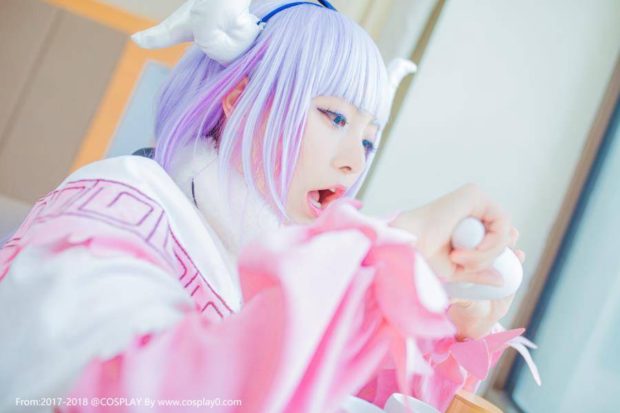 Cosplay福利/小林家的龙女仆康娜卡姆依白丝萝莉Cosplay图片