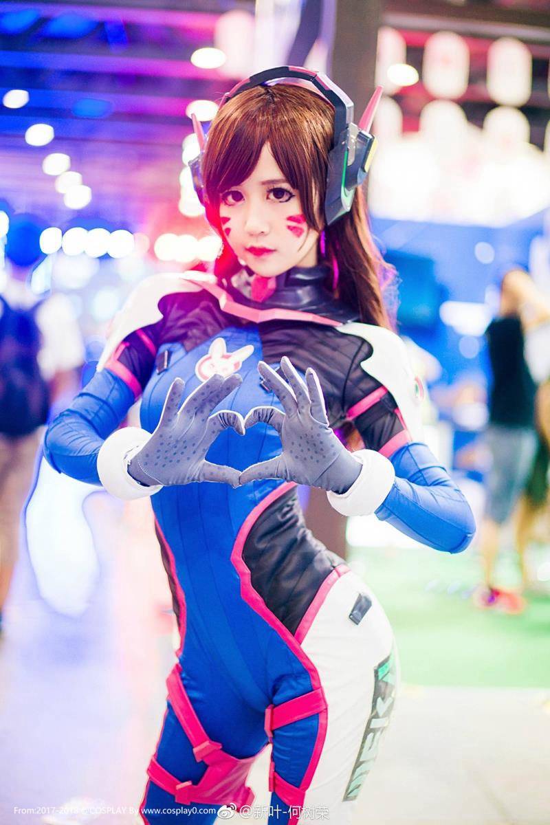 Cosplay福利/半次元萌芽儿漫展场照守望先锋D.vaCosplay图片