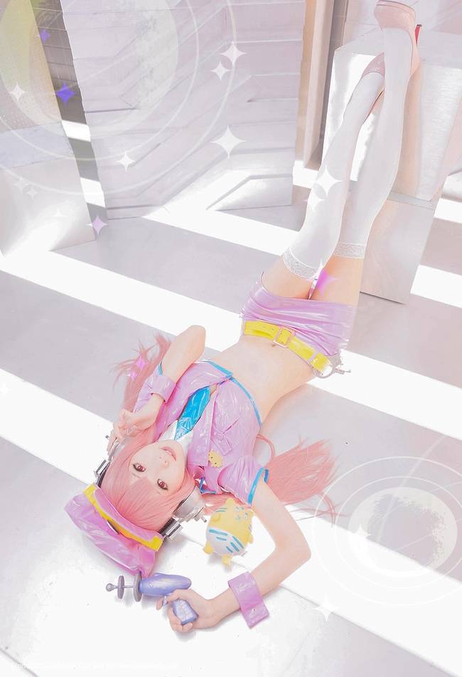 Cosplay福利/二次元萌妹子ElyEE子超级索尼子白丝Cosplay番号