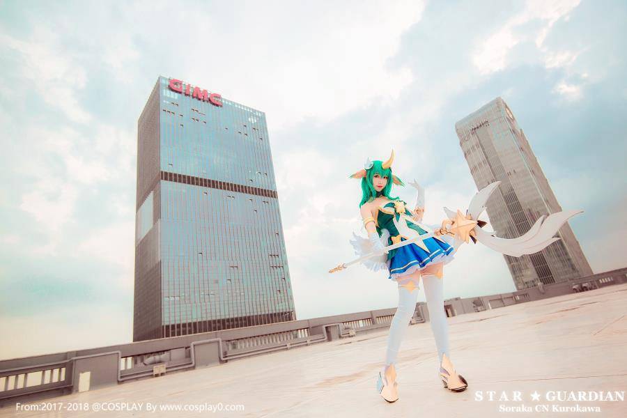 Cosplay福利/Coser黑川扮演英雄联盟众星之子索拉卡Cosplay图片