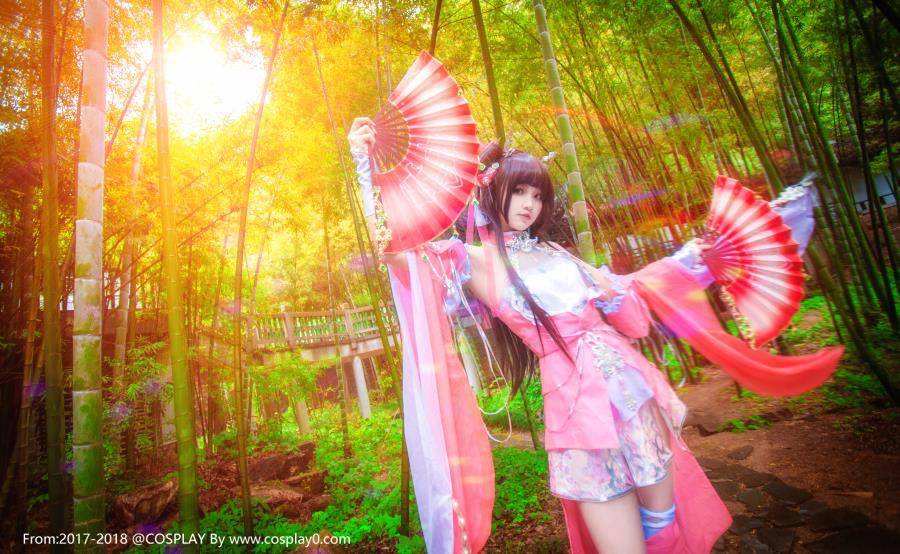 Cosplay福利/剑侠情缘网络版朔雪毒萝朔雪秀萝Cosplay古风图片