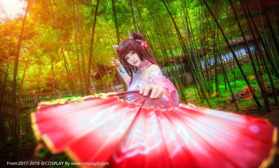 Cosplay福利/剑侠情缘网络版朔雪毒萝朔雪秀萝Cosplay古风图片