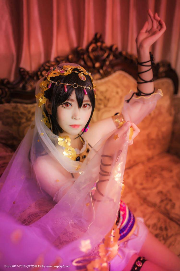 Cosplay福利/性感美女LoveLive!矢泽妮可舞娘觉醒Cosplay图片