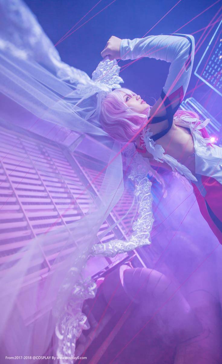 Cosplay福利/罪恶王冠动漫美女楪祈同人本子Cosplay图片