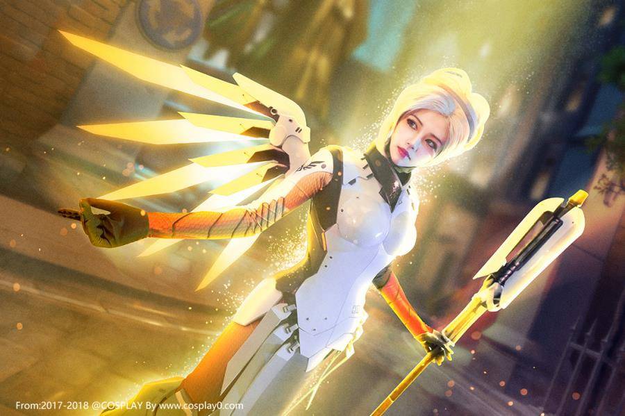 Cosplay福利/守望先锋医生姐姐性感美女天使Cosplay图片