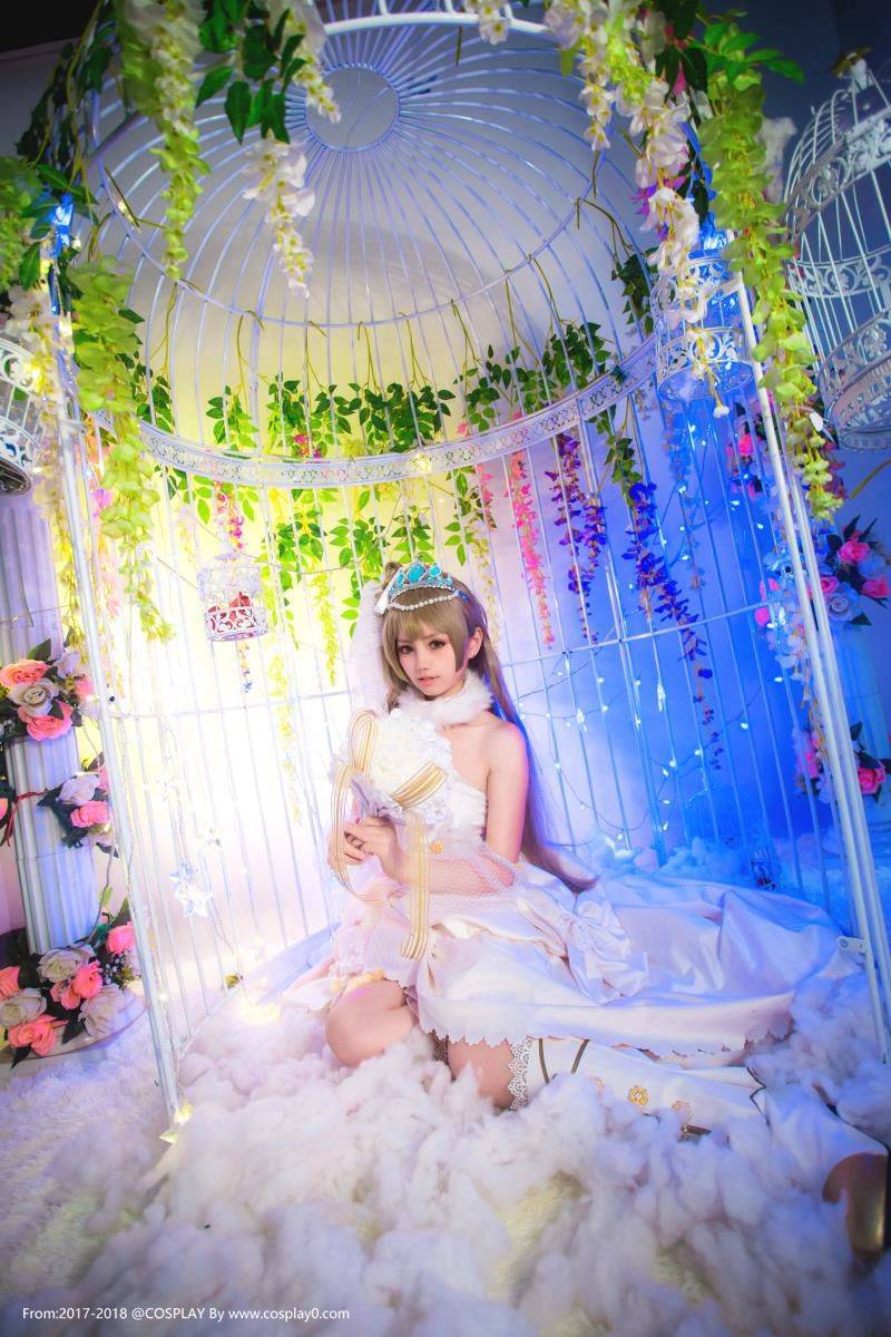 Cosplay福利/LoveLive南小鸟婚纱觉醒笼中鸟白嫩萝莉Cosplay图片