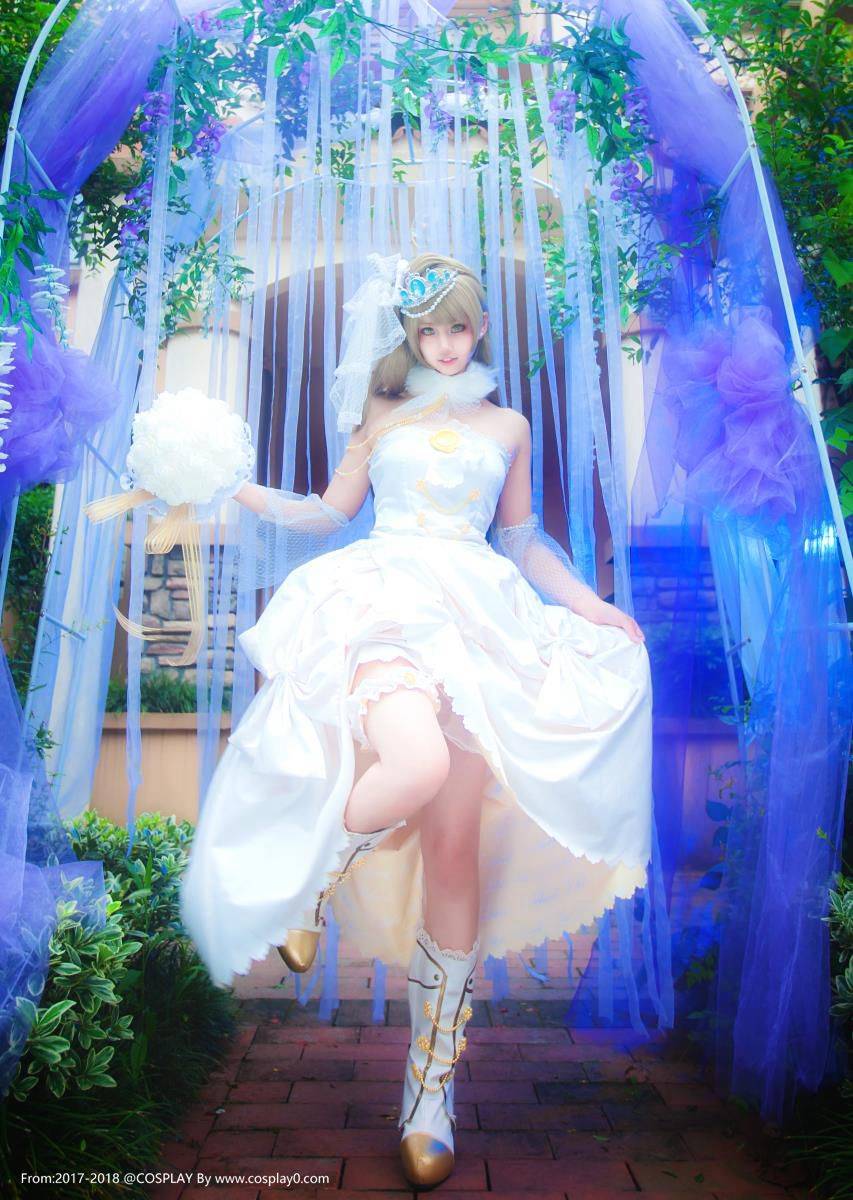 Cosplay福利/超级可爱南小鸟同人婚纱觉醒Cosplay图片