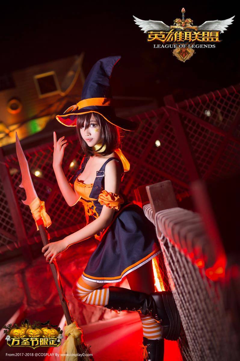 Cosplay福利/啾小妍SAMA英雄联盟豹女奈德丽万圣节Cosplay图片