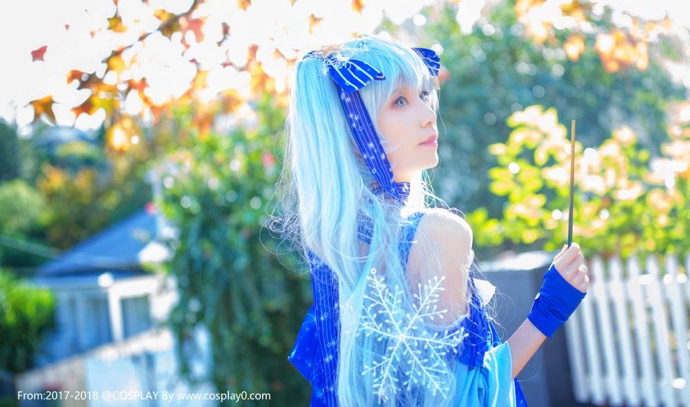 Cosplay福利/星与雪的公主雪MIKU初音未来Cosplay图片