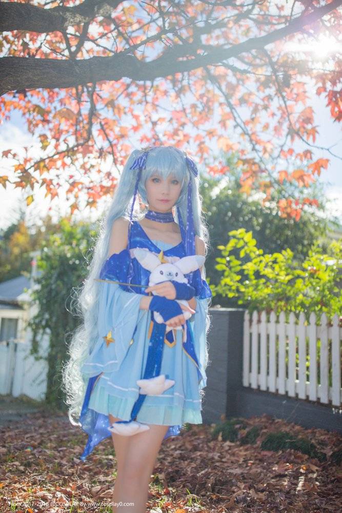 Cosplay福利/星与雪的公主雪MIKU初音未来Cosplay图片