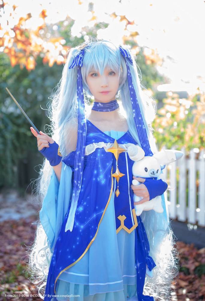 Cosplay福利/星与雪的公主雪MIKU初音未来Cosplay图片