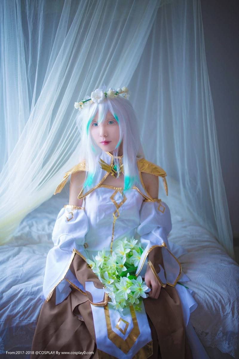 Cosplay福利/清纯美女扮演艾尔之光哈露尼娅Cosplay图片