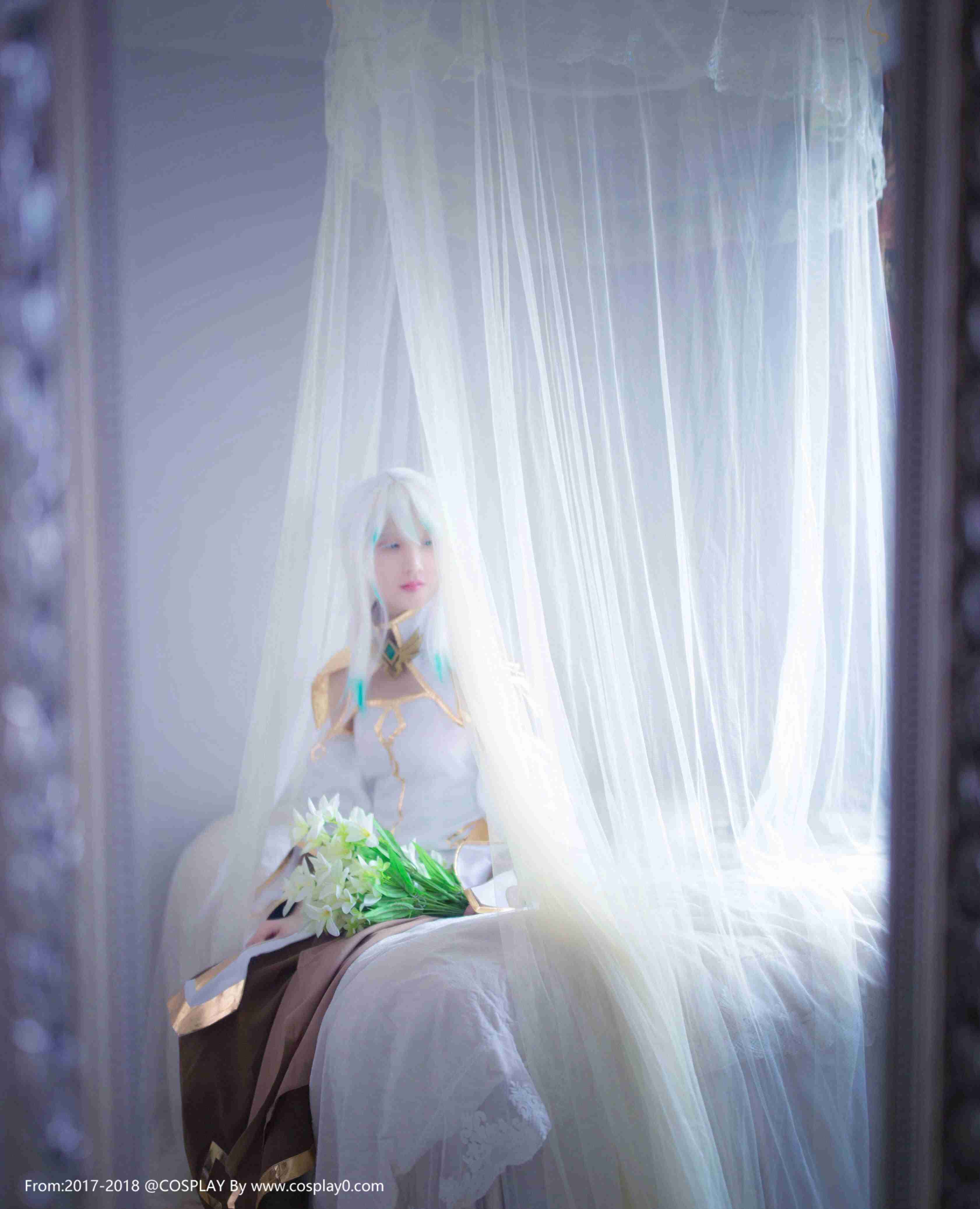 Cosplay福利/清纯美女扮演艾尔之光哈露尼娅Cosplay图片