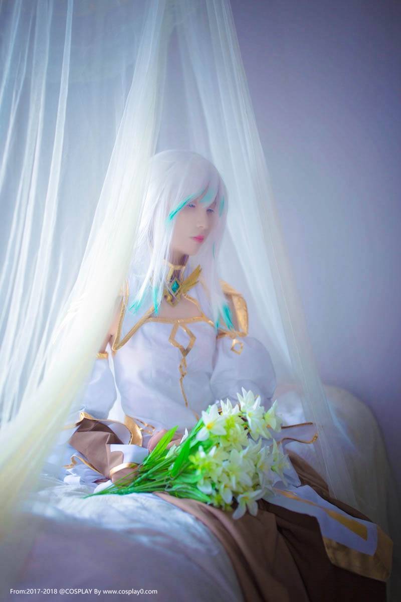 Cosplay福利/清纯美女扮演艾尔之光哈露尼娅Cosplay图片