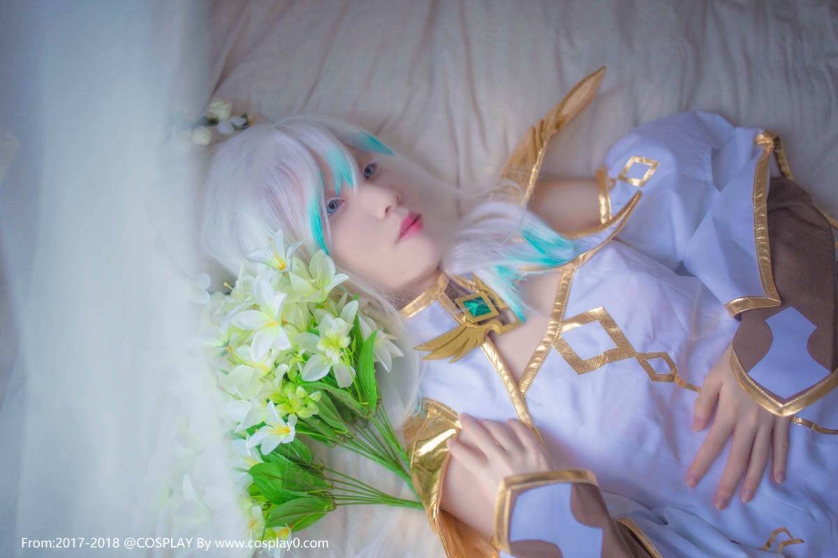 Cosplay福利/清纯美女扮演艾尔之光哈露尼娅Cosplay图片