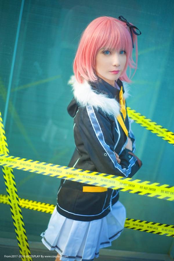 Cosplay福利/超短裙白丝萝莉封印者李瑟钰本子Cosplay图片