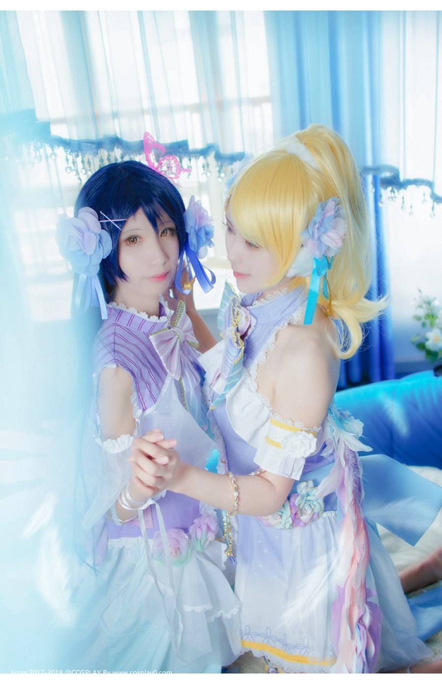 Cosplay福利/LoveLive白色情人节园田海未绚濑绘里裸足Cos图片