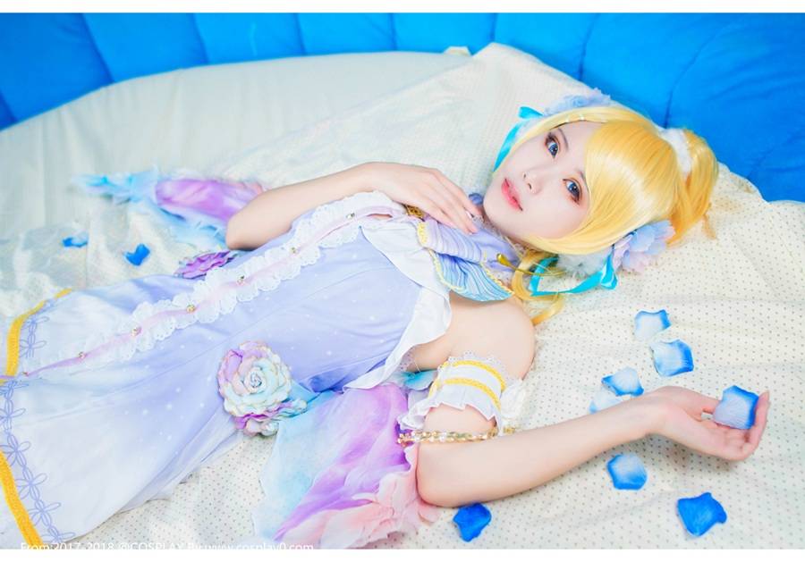 Cosplay福利/LoveLive白色情人节园田海未绚濑绘里裸足Cos图片