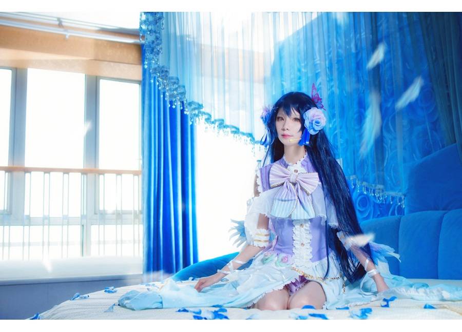 Cosplay福利/LoveLive白色情人节园田海未绚濑绘里裸足Cos图片