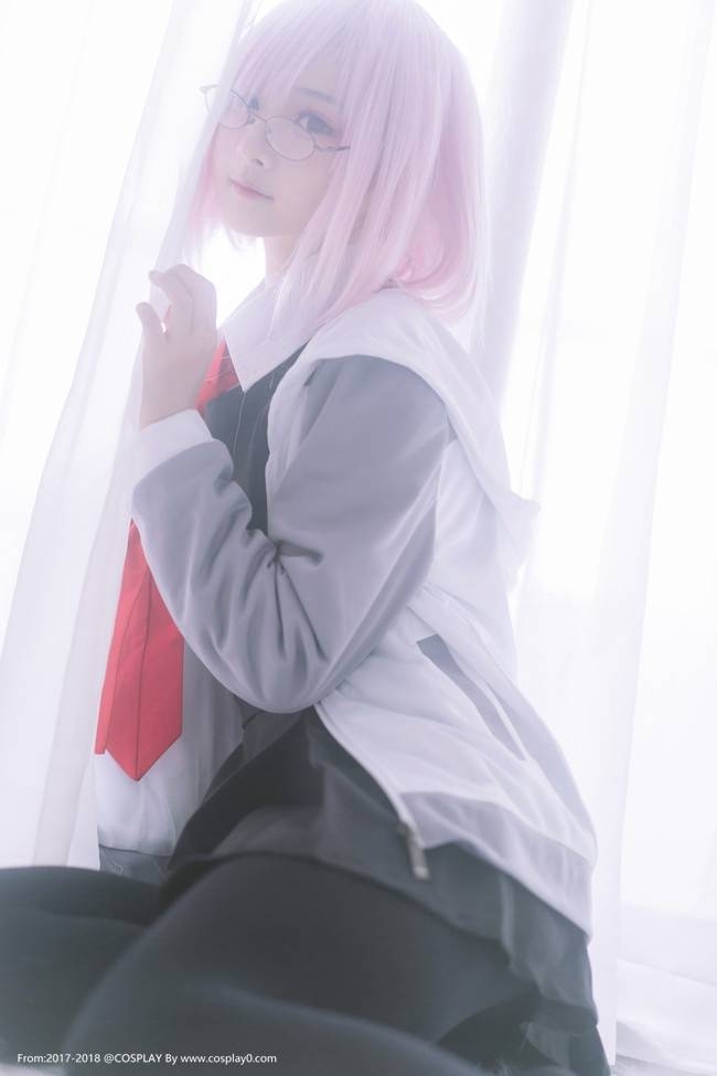 Cosplay福利/制服萝莉玛修·基列莱特黑丝诱惑足控Cosplay写真套图