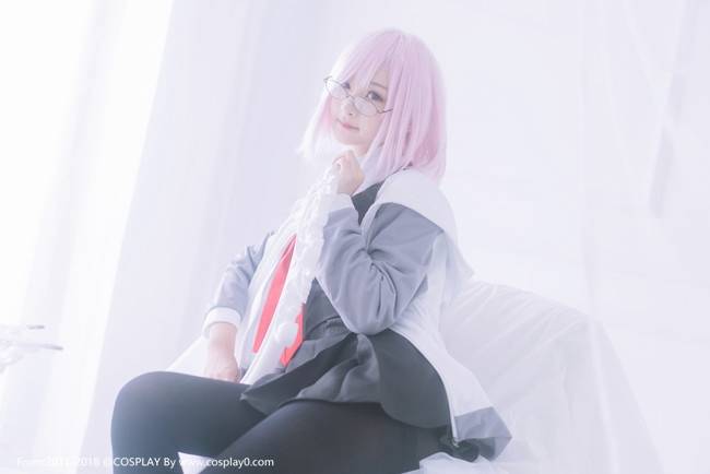 Cosplay福利/制服萝莉玛修·基列莱特黑丝诱惑足控Cosplay写真套图