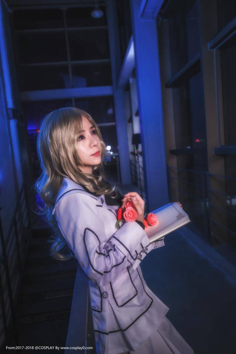 Cosplay福利/御姐制服诱惑早园瑠佳Cosplay木子夕夕夕夕夕私房照片