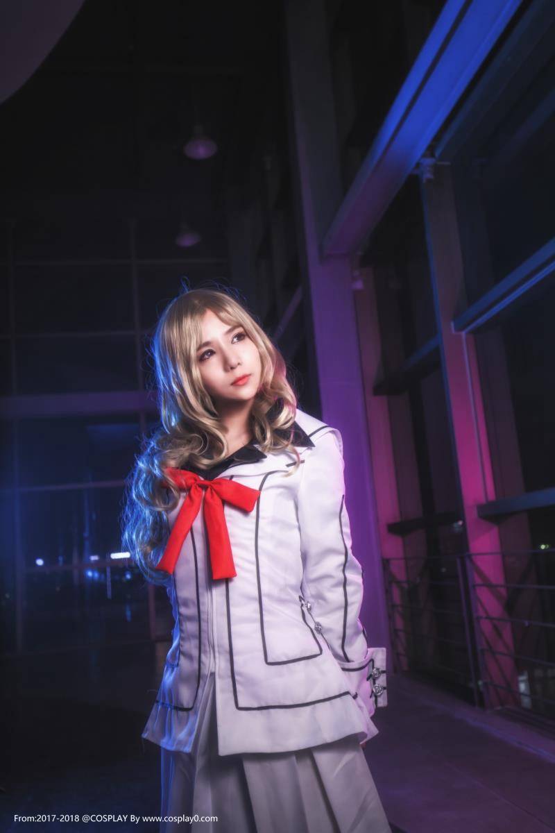 Cosplay福利/御姐制服诱惑早园瑠佳Cosplay木子夕夕夕夕夕私房照片