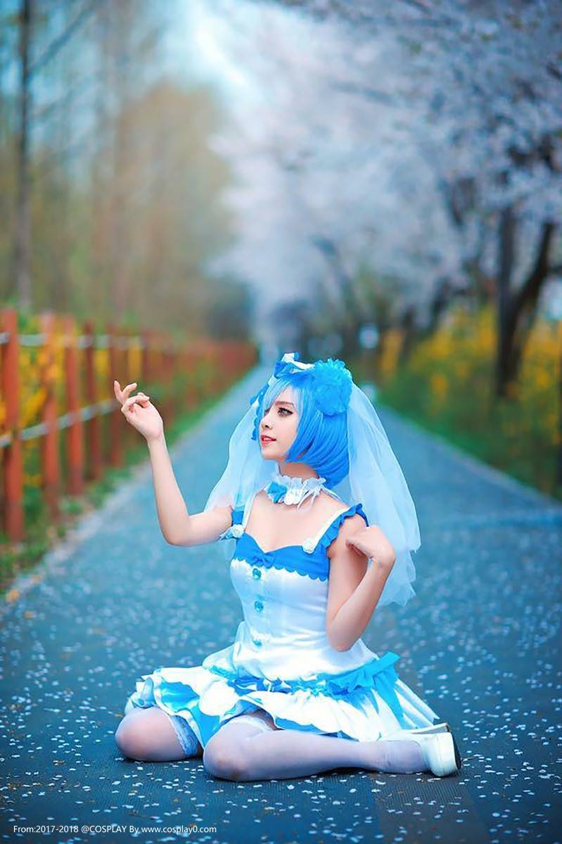 Cosplay福利/绝对领域二次元白丝萝莉雷姆花嫁Cosplay番号