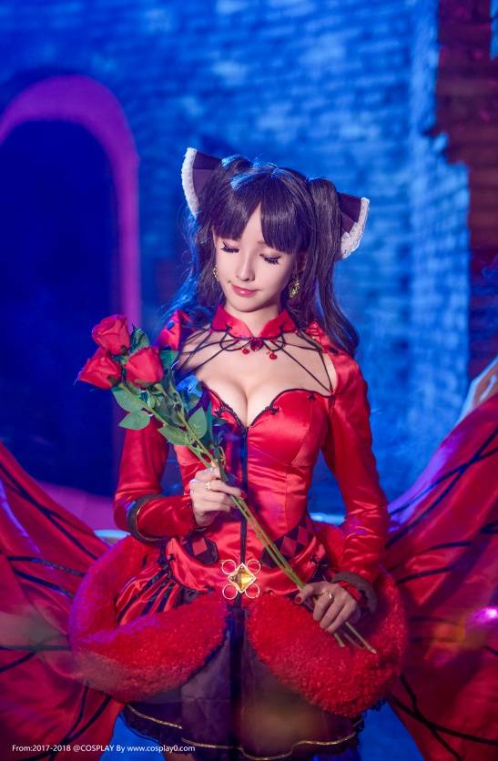 Cosplay福利/绝对领域童颜巨乳萝莉控远坂凛制服同人Cosplay图片