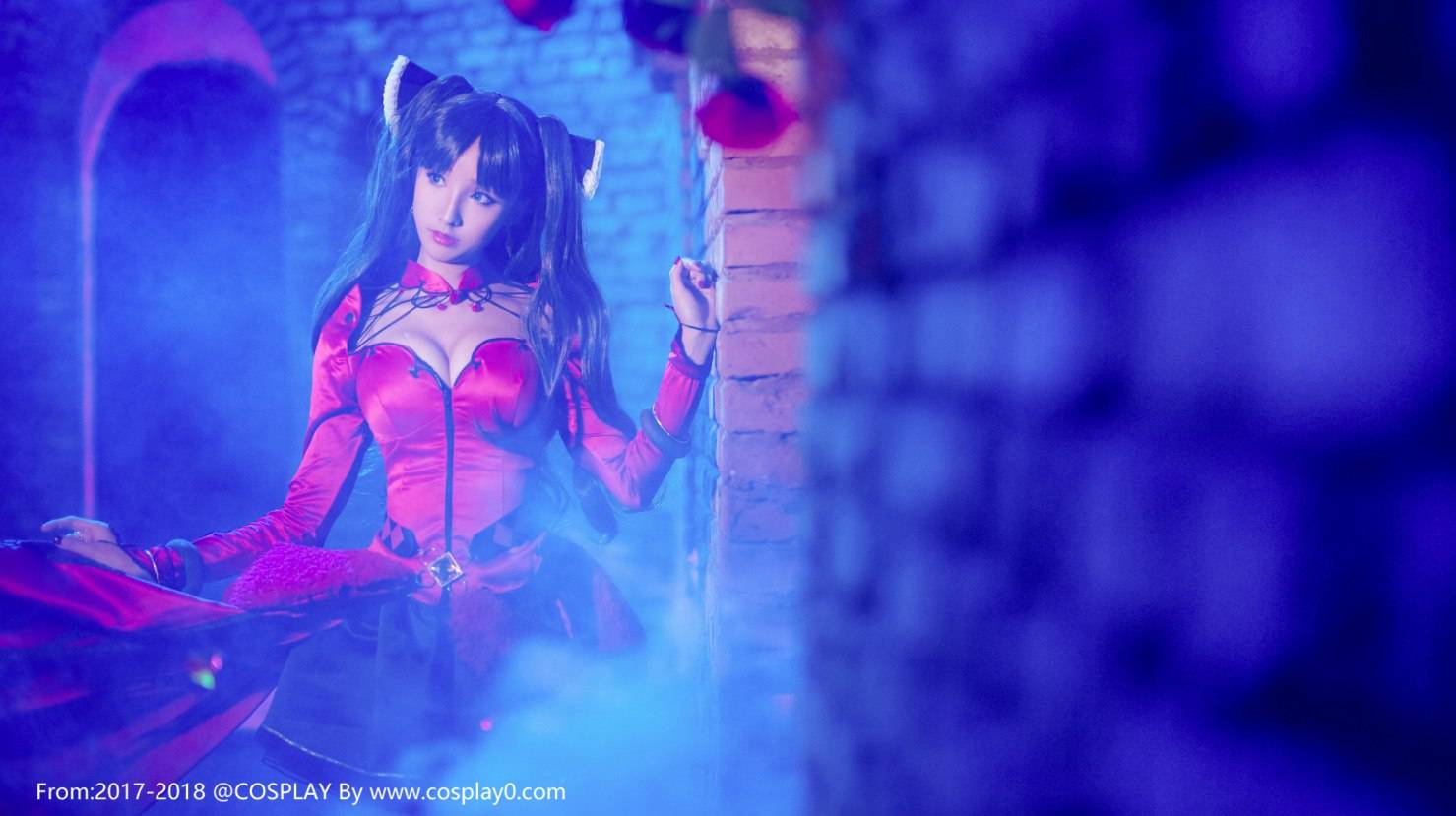 Cosplay福利/绝对领域童颜巨乳萝莉控远坂凛制服同人Cosplay图片