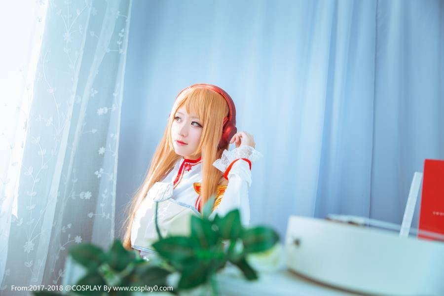 Cosplay福利/刀剑神域结成明日奈亚丝娜白丝腿控Cosplay图片