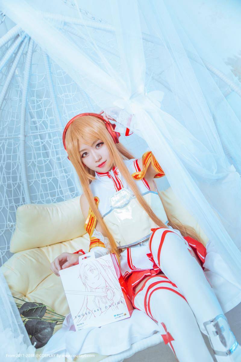 Cosplay福利/刀剑神域结成明日奈亚丝娜白丝腿控Cosplay图片