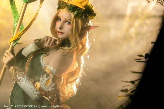 Cosplay福利/外国美女扮演王者荣耀王昭君精灵公主同人Cos图片