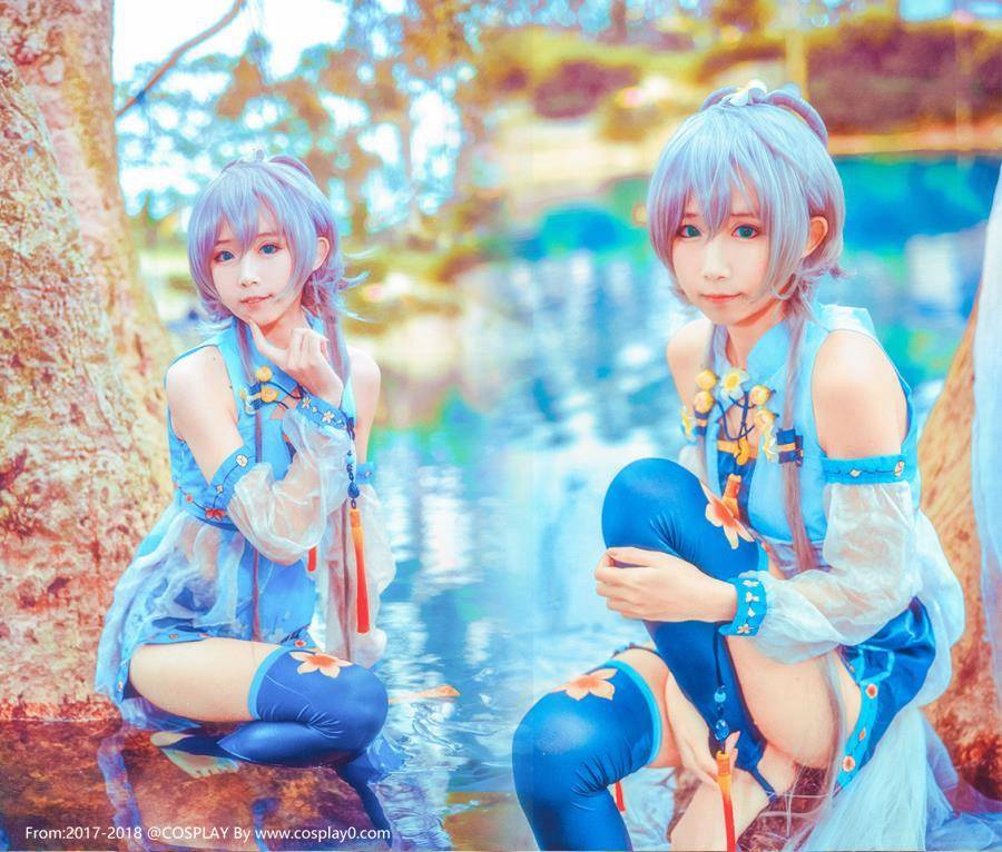 Cosplay福利/洛城书苑萝莉裸足诱惑无圣光洛天依Cosplay美图