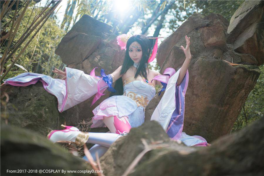 Cosplay福利/-黑川-王者荣耀女英雄Cosplay貂蝉古风图片