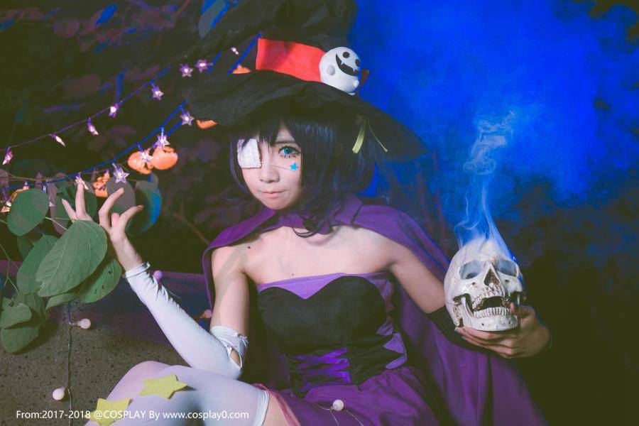 Cosplay福利/中二病也要谈恋爱小鸟游六花Cosplay白丝萝莉图片