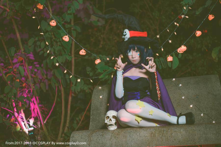 Cosplay福利/中二病也要谈恋爱小鸟游六花Cosplay白丝萝莉图片