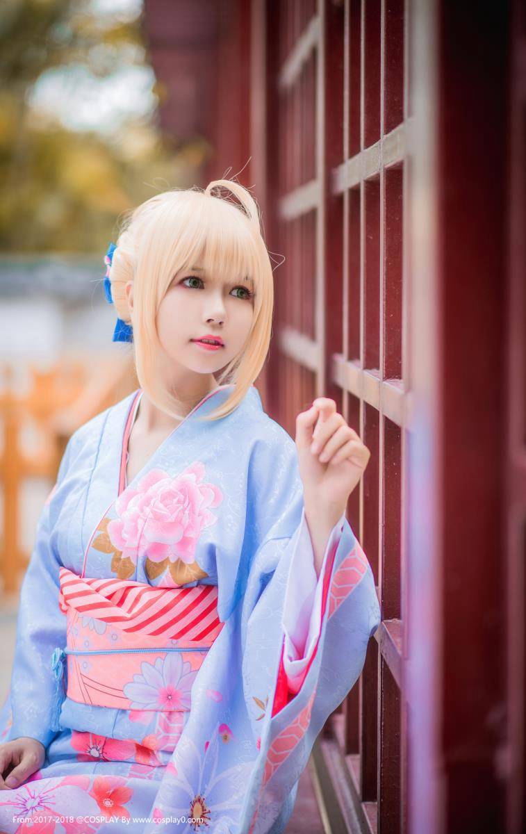 Cosplay福利/阿尔托利亚·潘德拉贡saber美女白金x和服Cos图片