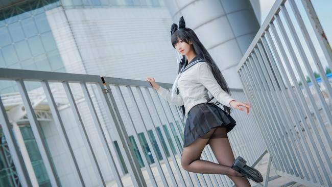 Cosplay福利/爱宕犬 黑丝JK Cn：阿八八八w