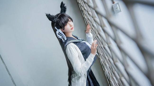 Cosplay福利/爱宕犬 黑丝JK Cn：阿八八八w