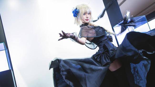 Cosplay福利/贞德黑丝绝对领域 Cn：肃雨雨雨