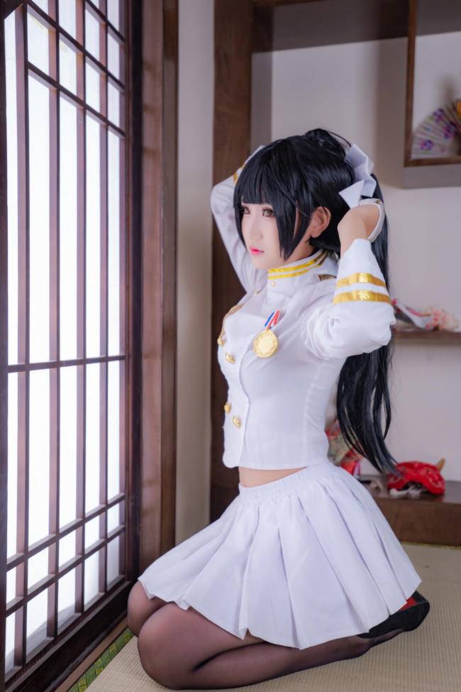 Cosplay福利/高雄 爱宕 黑丝吊带袜绝对领域