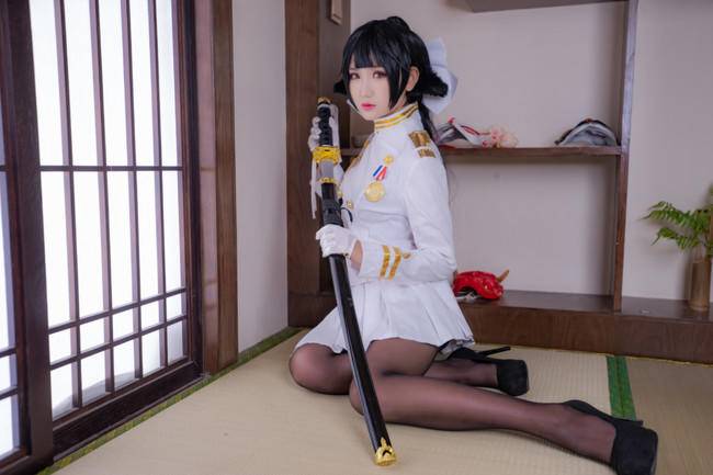 Cosplay福利/高雄 爱宕 黑丝吊带袜绝对领域